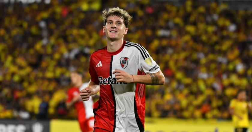 River le ganó 3 a 2 a Barcelona de Ecuador y quedó a un paso de los octavos