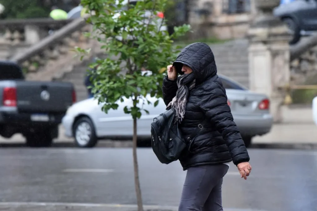Se mantiene la alerta amarilla por frío extremo en más de la mitad de Argentina