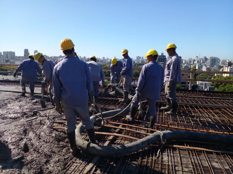 La construcción se recupera: aumento mensual del 1 % en junio