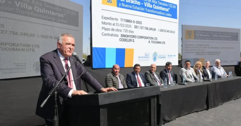 Jaldo encabezó el inicio de la obra de la nueva línea de alta tensión