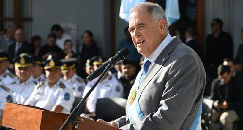 Jaldo confirmó que 12.000 docentes privados y policías retirados también cobrarán el bono de $100.000