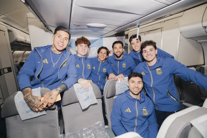 La Selección Argentina viajó a Estados Unidos para comenzar la concentración mundialista