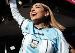 María Becerra cantará el himno argentino en la final del Mundial