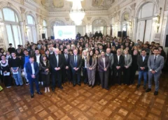 Jaldo encabezó una nueva entrega de herramientas y microcréditos