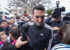 Scaloni llegó a Pujato: «Hasta diciembre estoy en el cargo»